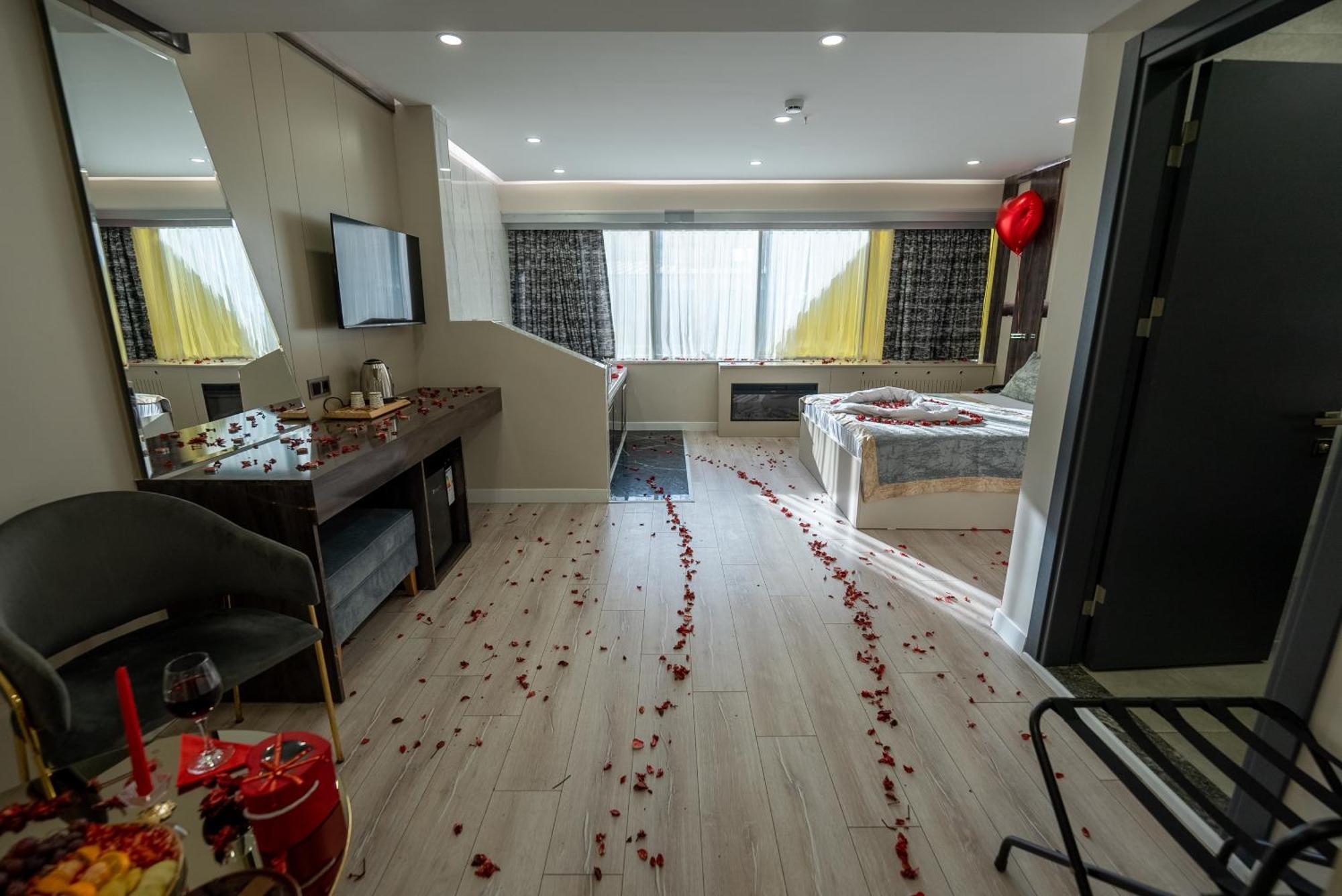 Meros Hotel — Photos 1
